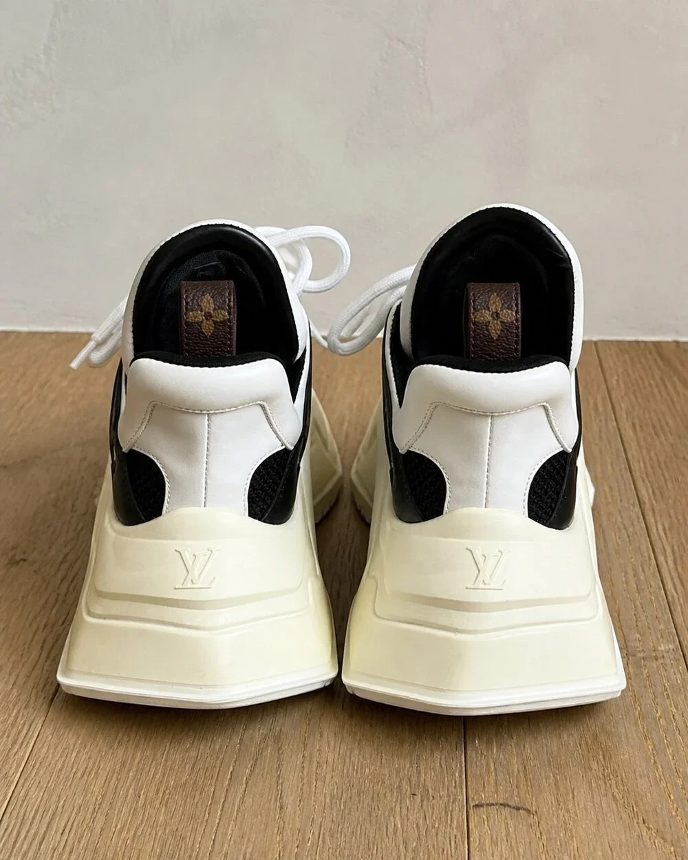 Louis Vuitton Platform Sneakers US 7